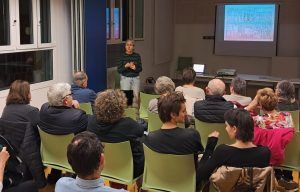 Presentació de la Cooperativa de cohabitatge sènior La Constel·lació a l'Ateneu Harmonia de Sant Andreu, Barcelona